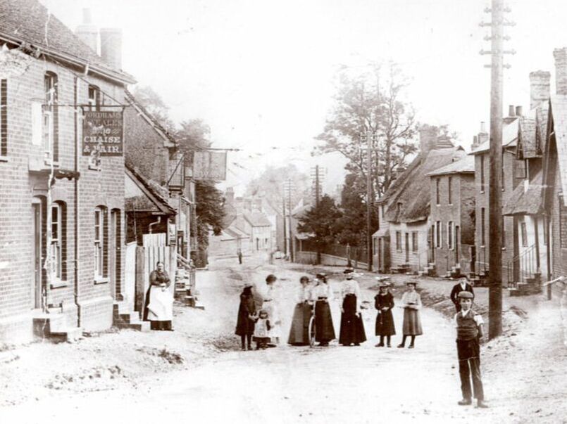 Dorothy Bond nee Thrussell